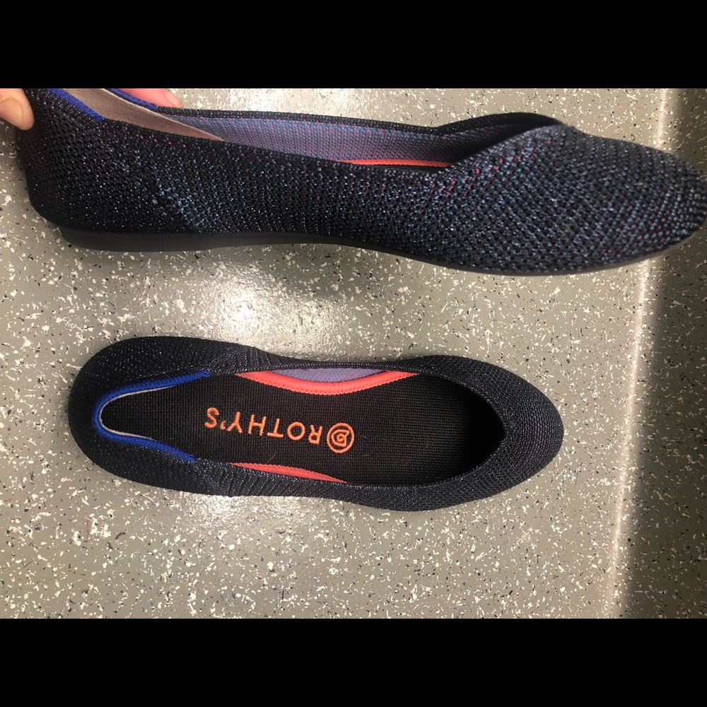 Rothys 8.5 Black Friday limited edition flats